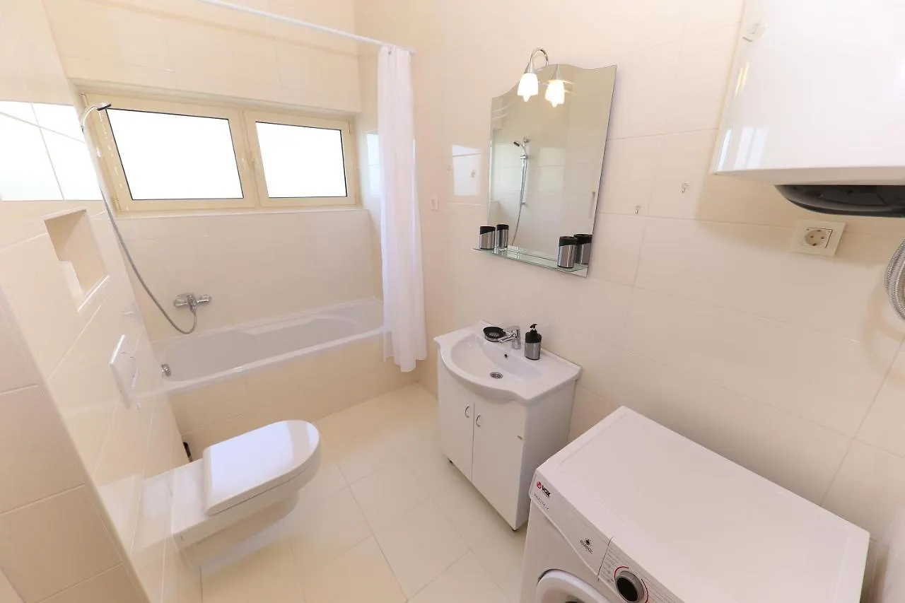 Villa Francesca Starigrad Paklenica Apartament