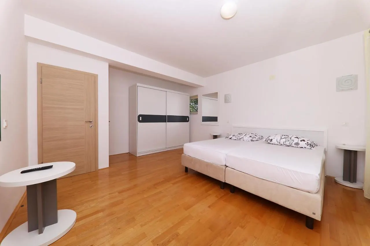 Apartament Villa Francesca Starigrad Paklenica